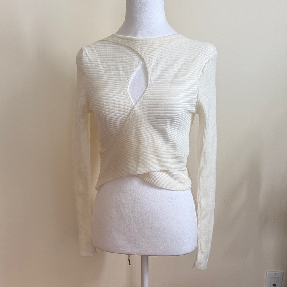 Trendyol Cream Cut-Out Long Sleeve Blouse